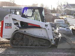 Bobcat T250 compact truck 